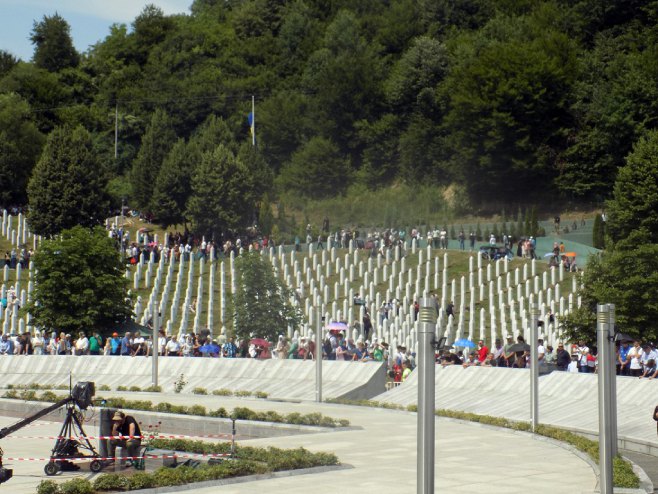 memorijalni centar potocari