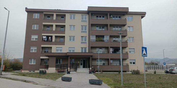 Javni konkurs za dodjelu socijalnih stanova u Karakaju